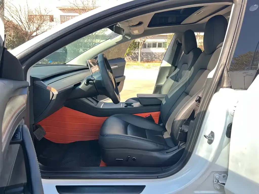 Tesla Model 3 2023 из CN, фото 9