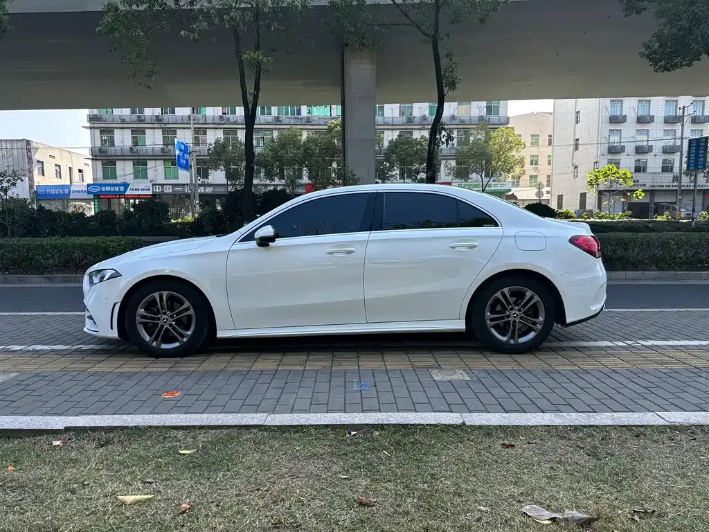 Mercedes-Benz A-Class 2021 из CN, фото 10
