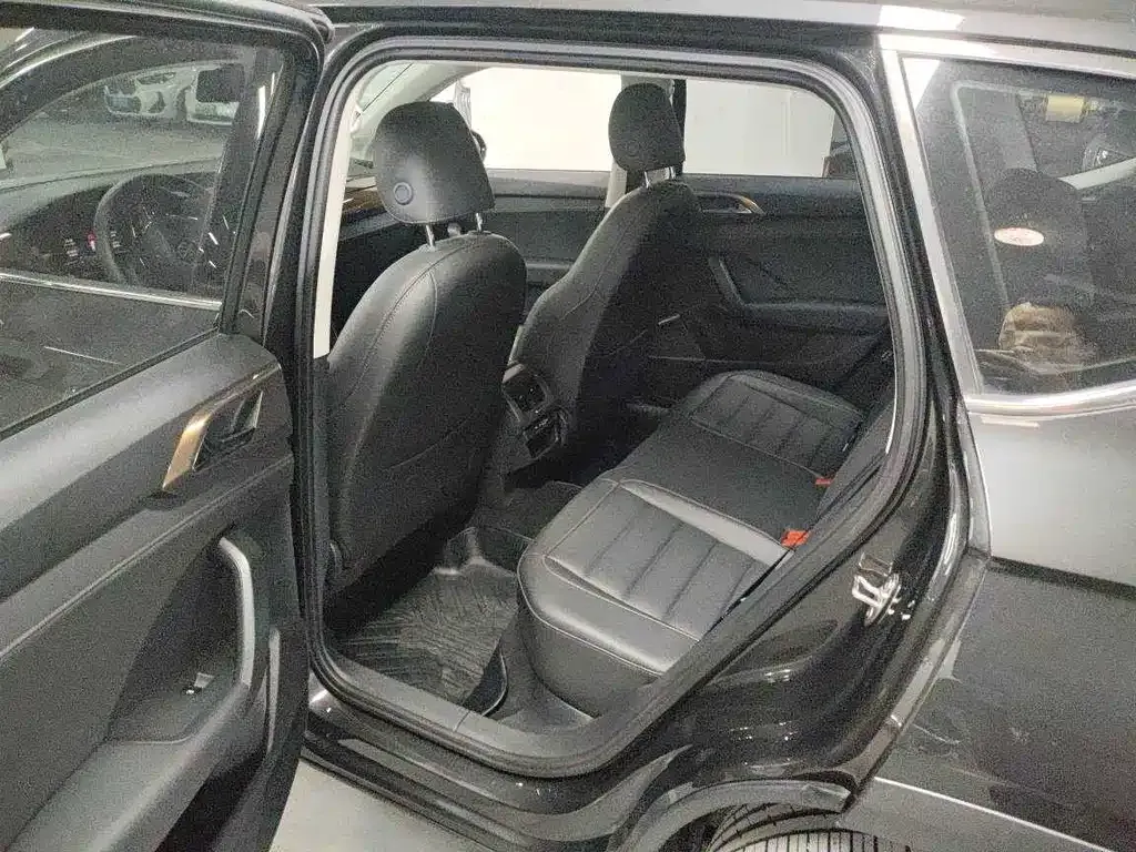 Volkswagen Tharu 2022 из CN, фото 6