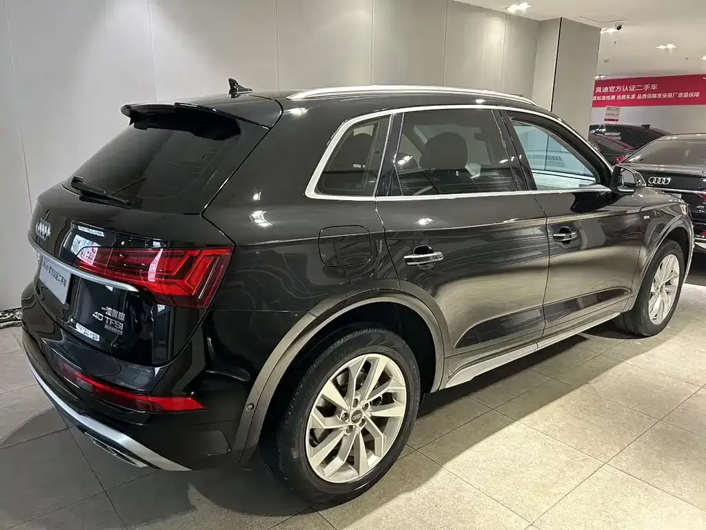 Audi Q5L 2021 из CN, фото 9