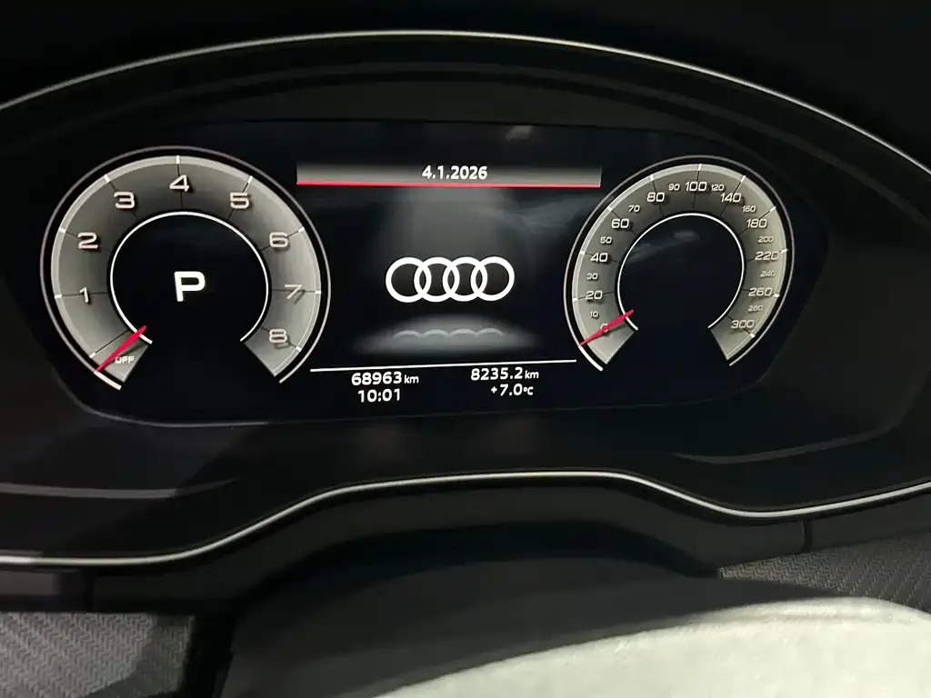 Audi Q5L 2021 из CN, фото 2