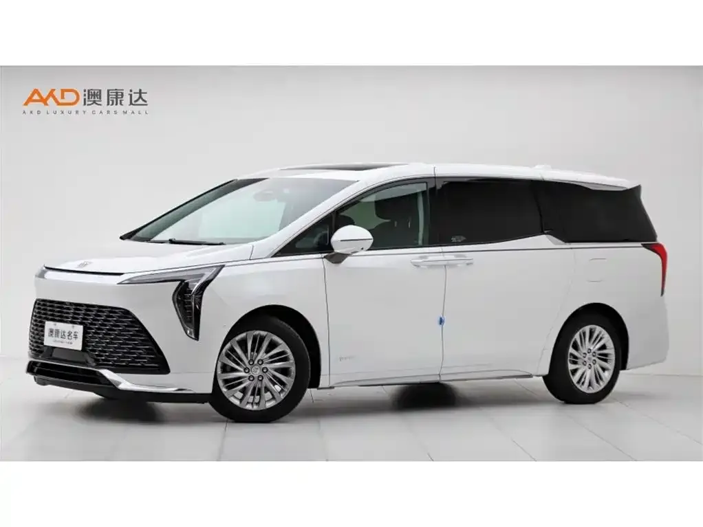Buick Century 2023 из CN, фото 1