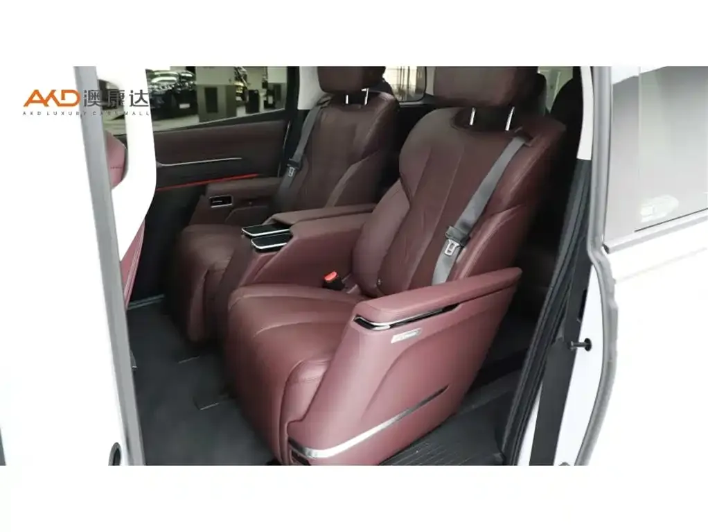 Buick Century 2023 из CN, фото 8