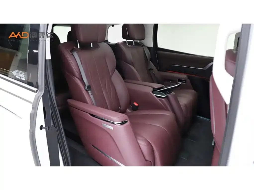 Buick Century 2023 из CN, фото 3