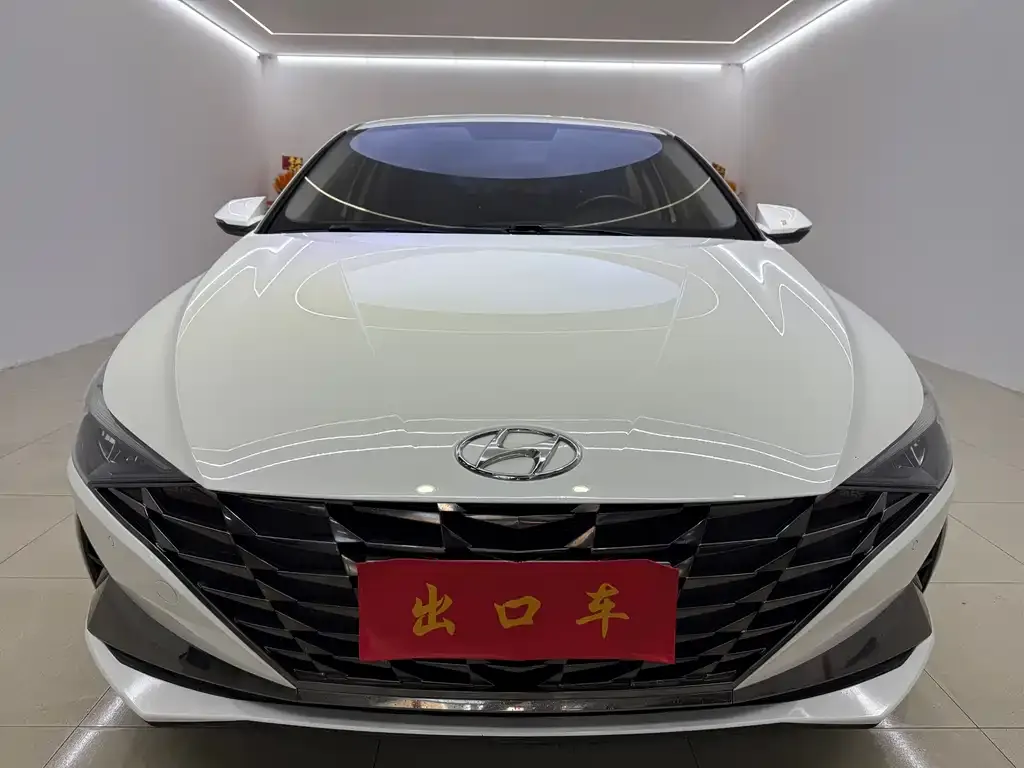 Hyundai Elantra 2022 из CN, фото 2