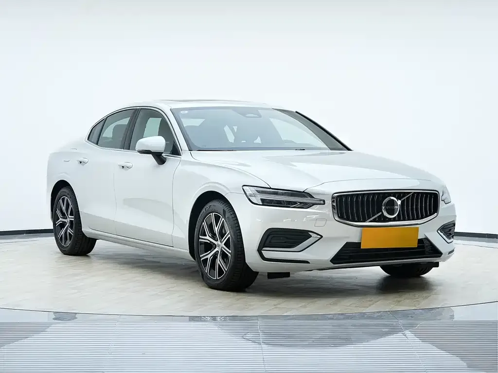 Volvo S60 2026 из CN, фото 6