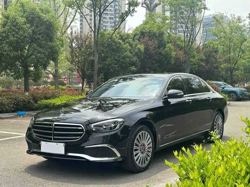 Mercedes-Benz E-Class 2023 из CN, фото 1