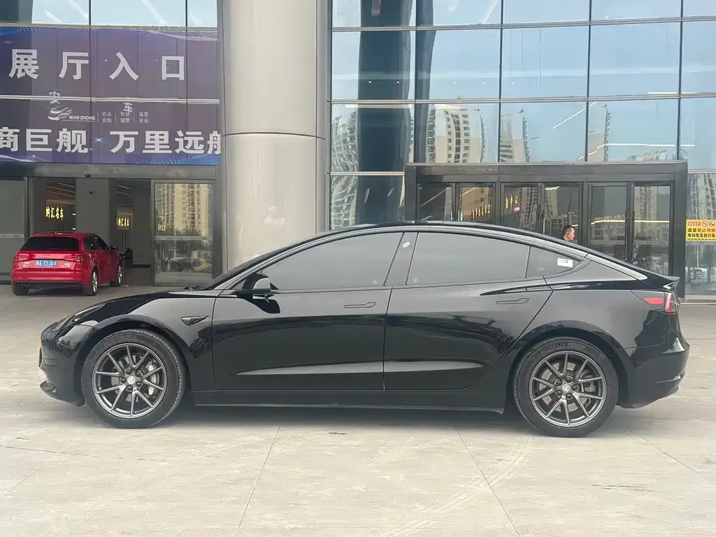 Tesla Model 3 2023 из CN, фото 10