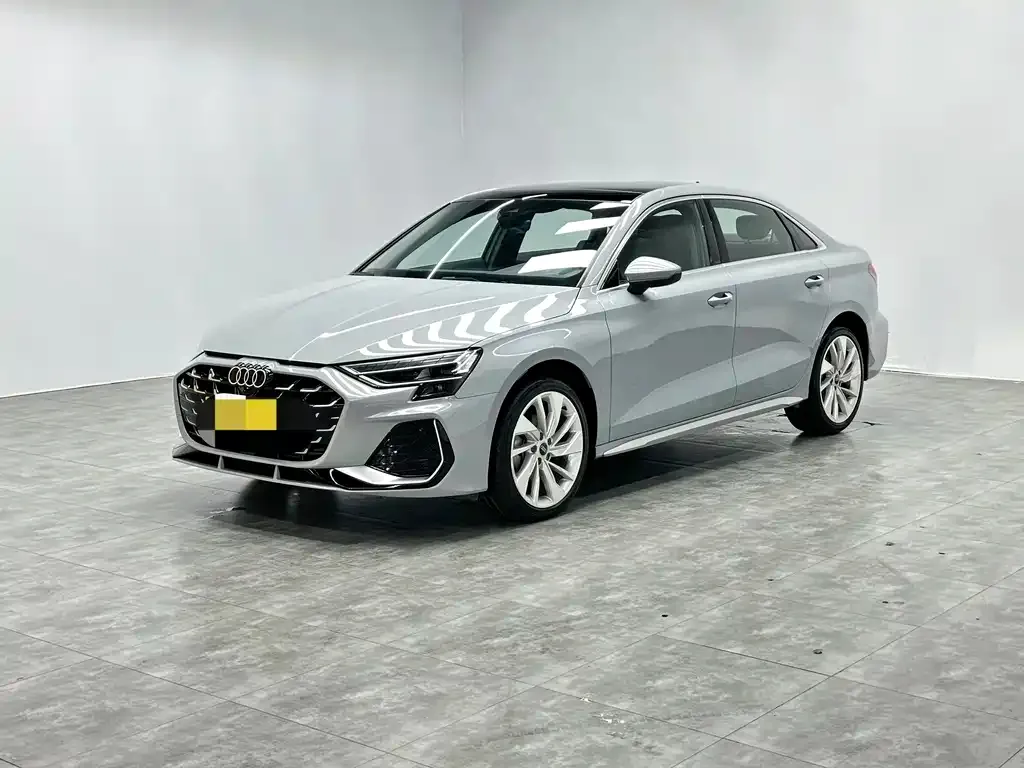 Audi A3 2024 из CN, фото 1