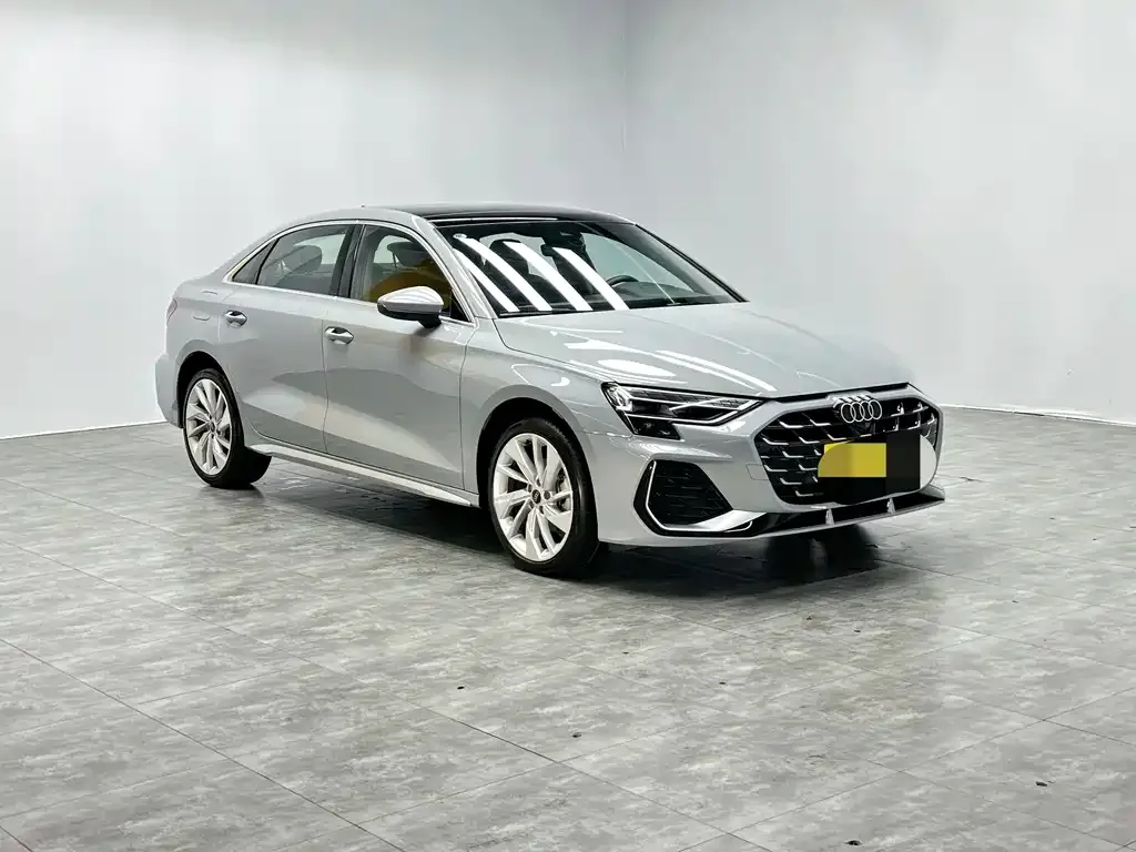 Audi A3 2024 из CN, фото 3