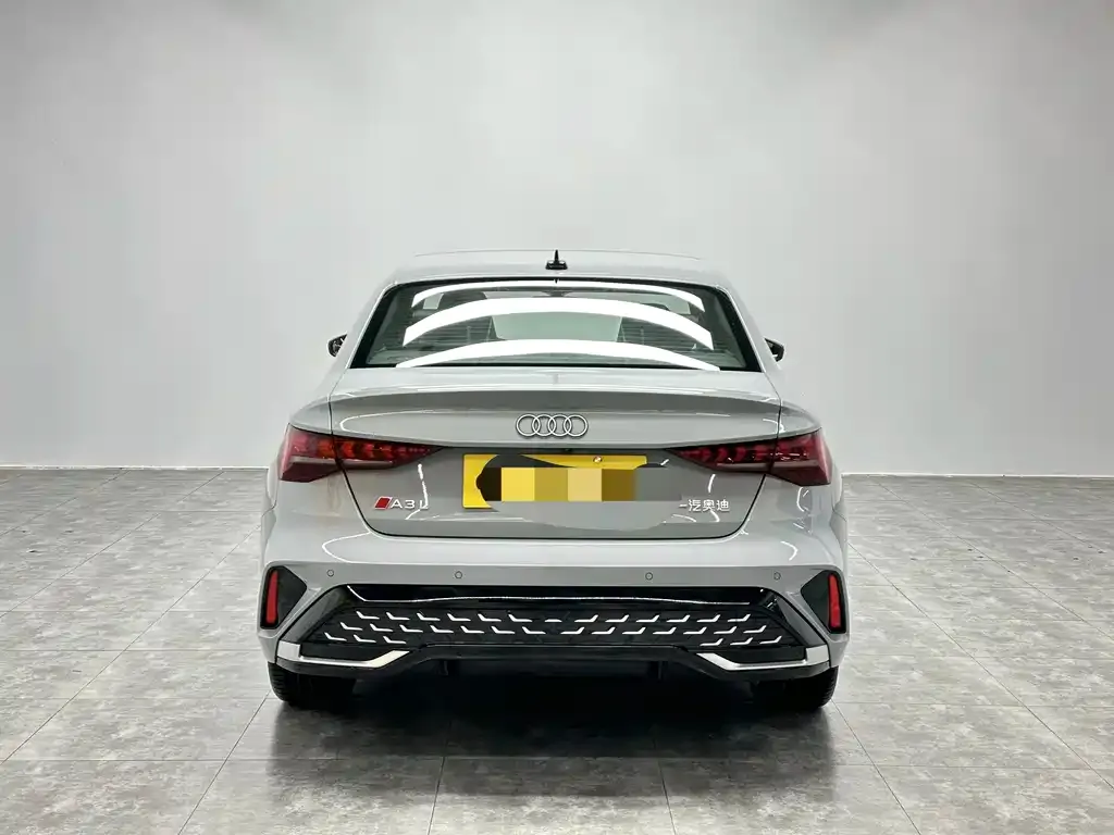 Audi A3 2024 из CN, фото 5