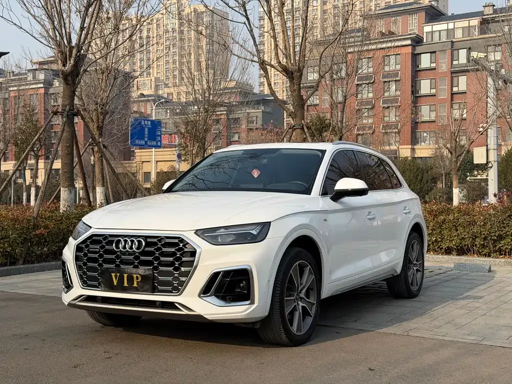 Audi Q5L 2021 из CN, фото 1