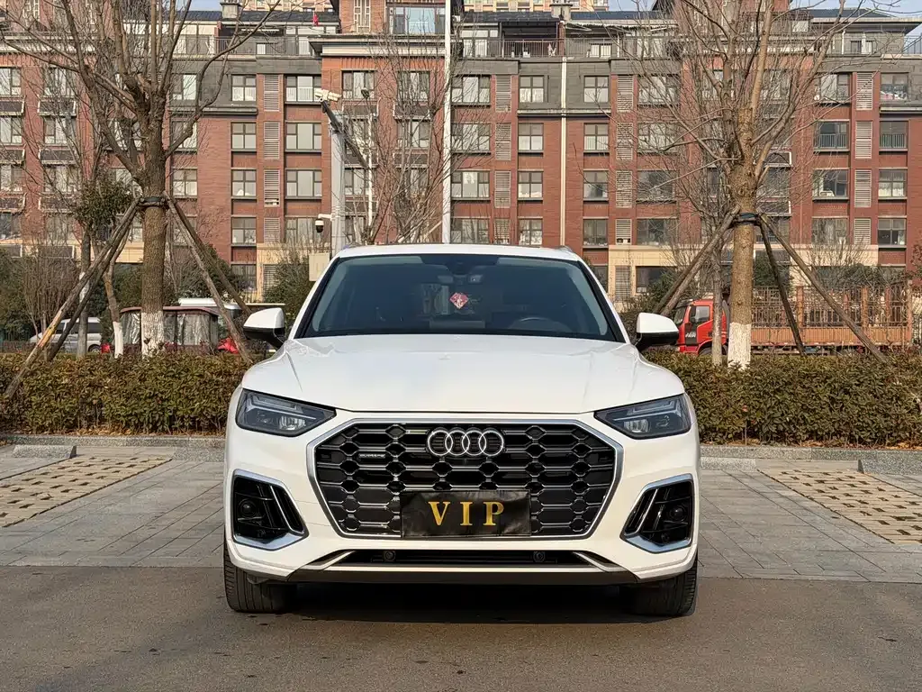 Audi Q5L 2021 из CN, фото 8