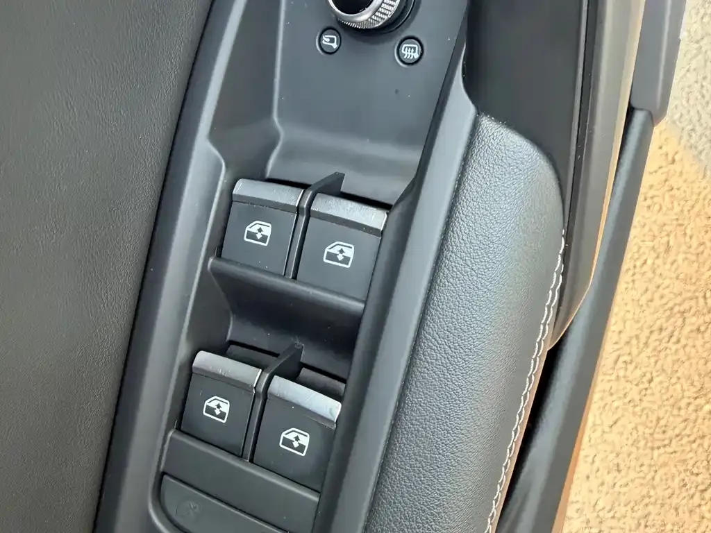Audi Q5L 2021 из CN, фото 7