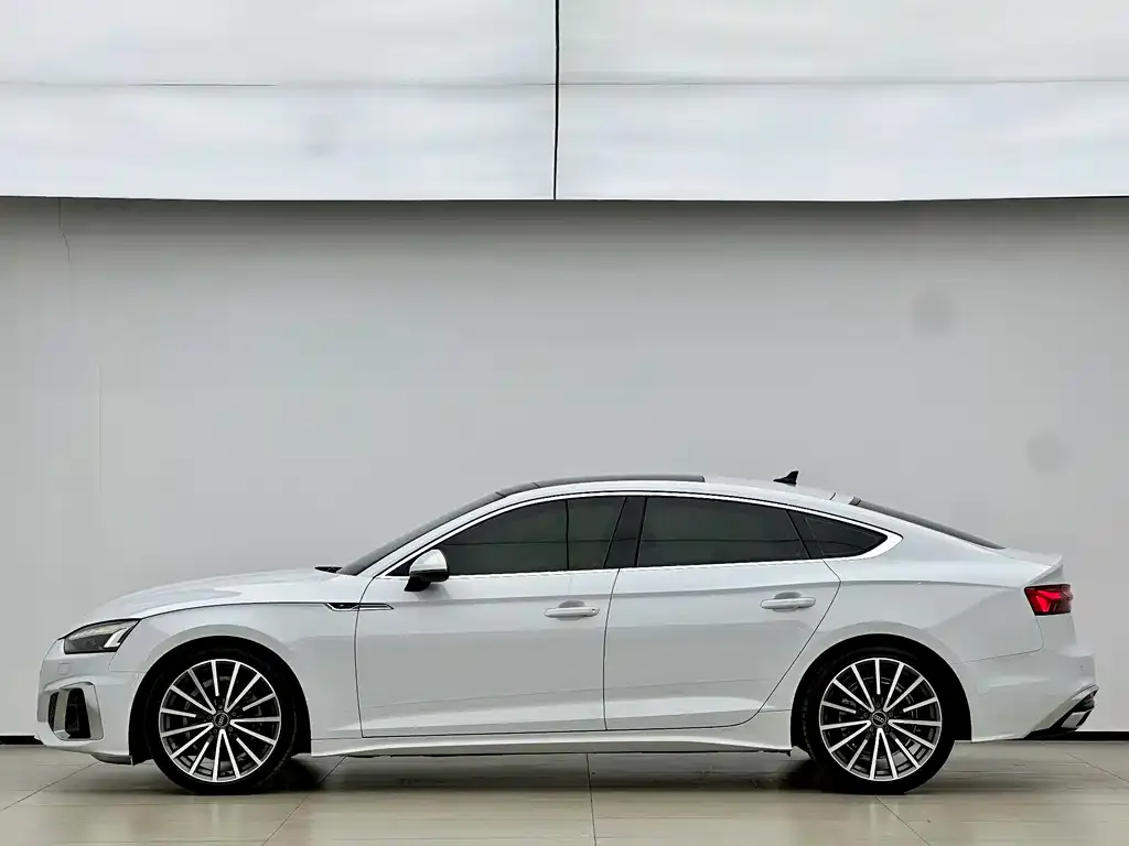 Audi A5 (Import) — фото 3