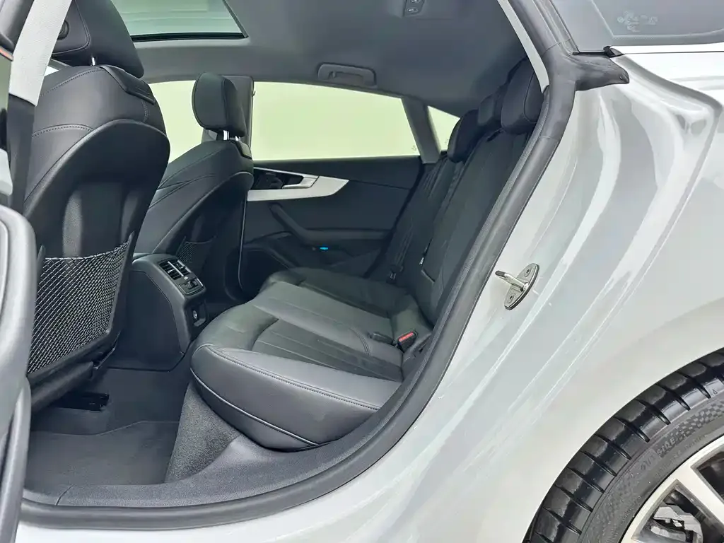 Audi A5 (Import) — фото 9