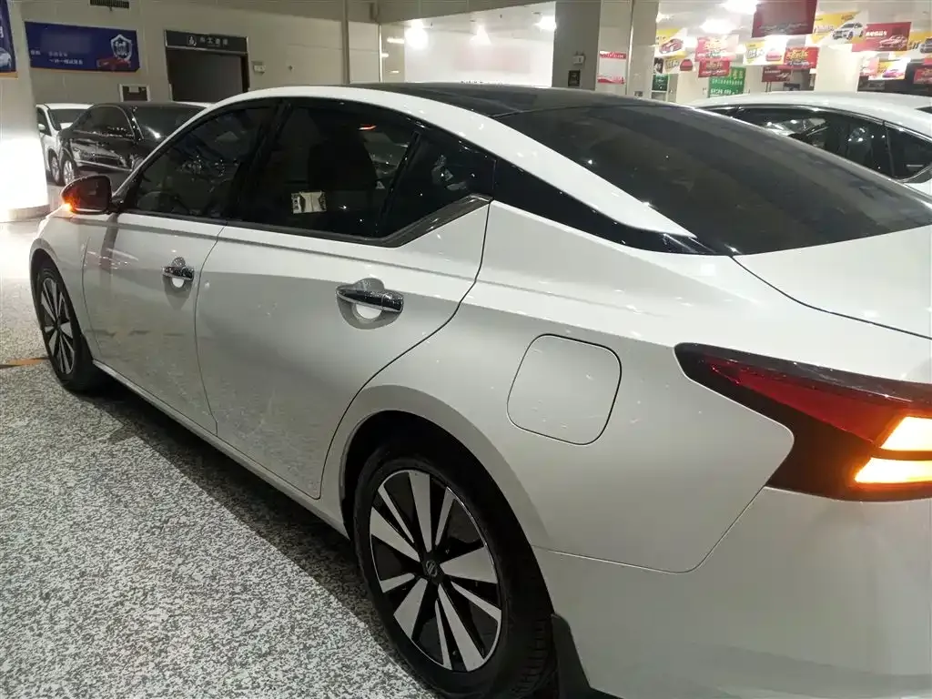 Nissan Teana 2021 из CN, фото 2