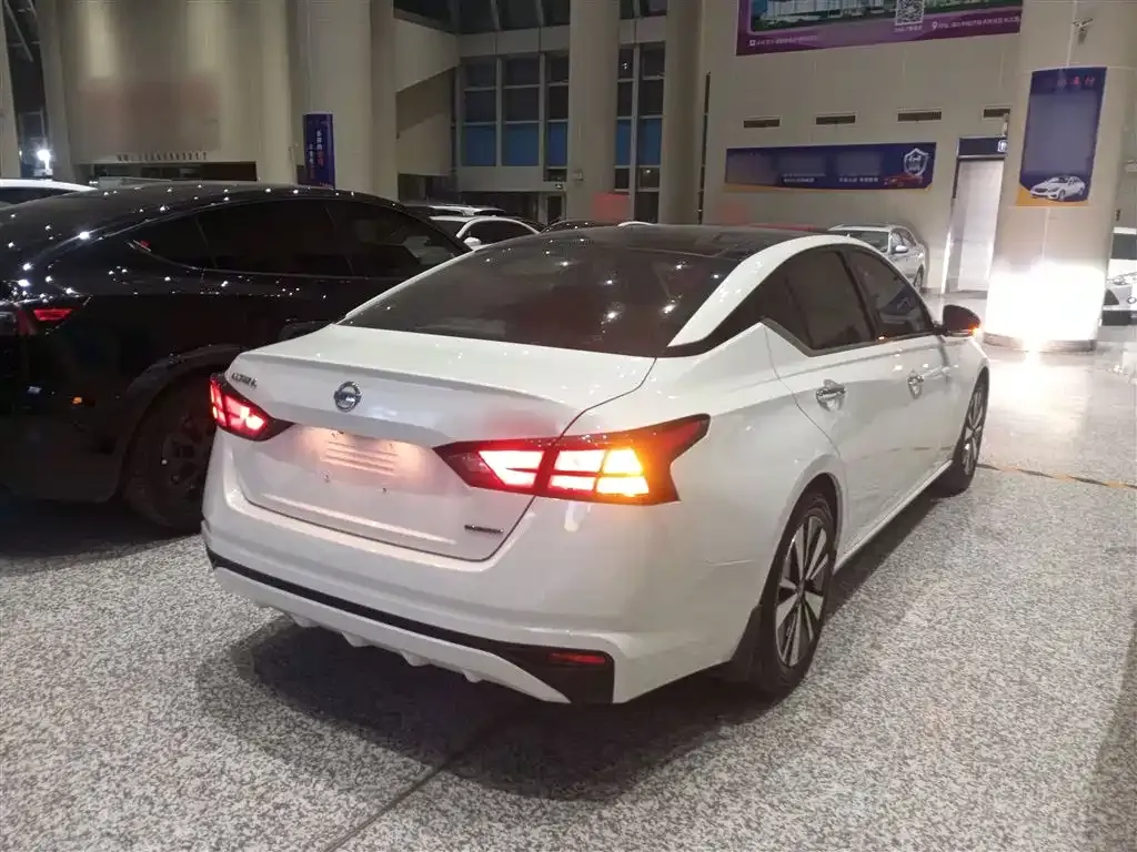 Nissan Teana 2021 из CN, фото 4