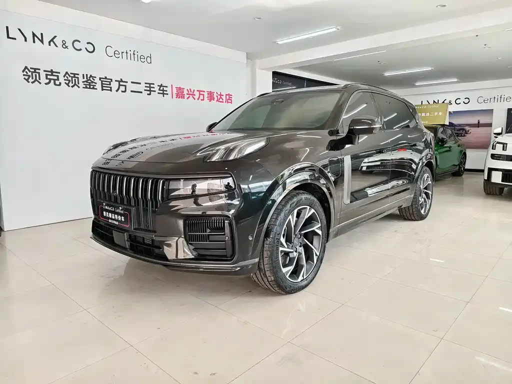Lynk & Co 09 EM-P