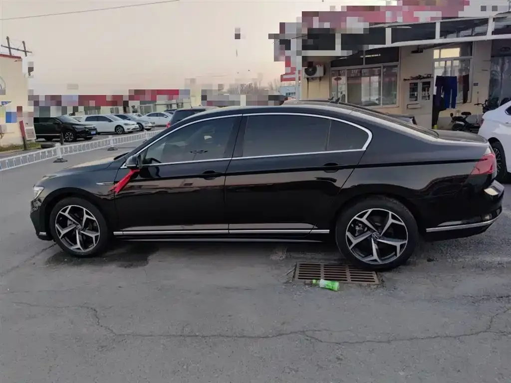 Volkswagen Magotan 2023 из CN, фото 2