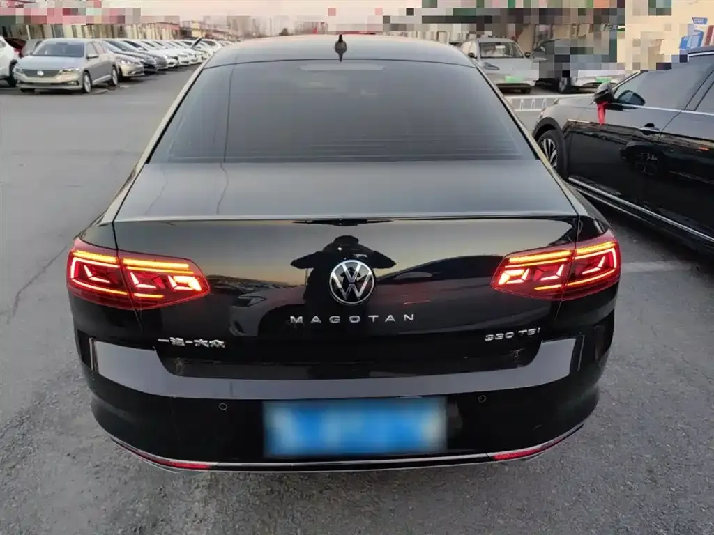 Volkswagen Magotan 2023 из CN, фото 10