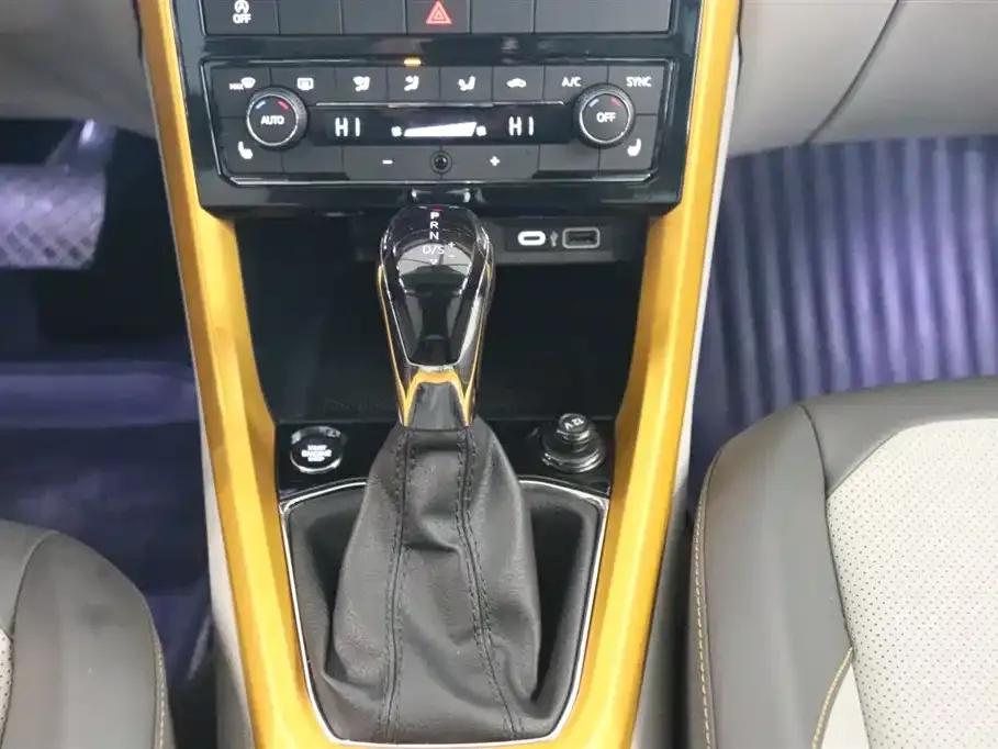 Volkswagen T-Cross 2022 из CN, фото 7