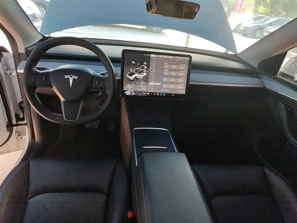 Tesla Model Y 2024 из CN, фото 10