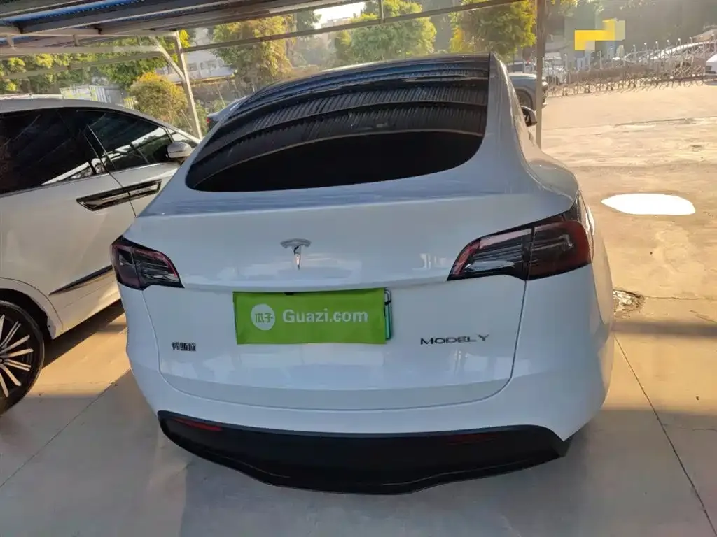 Tesla Model Y 2024 из CN, фото 5