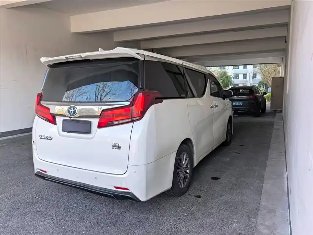 Toyota Alphard 2021 из CN, фото 7