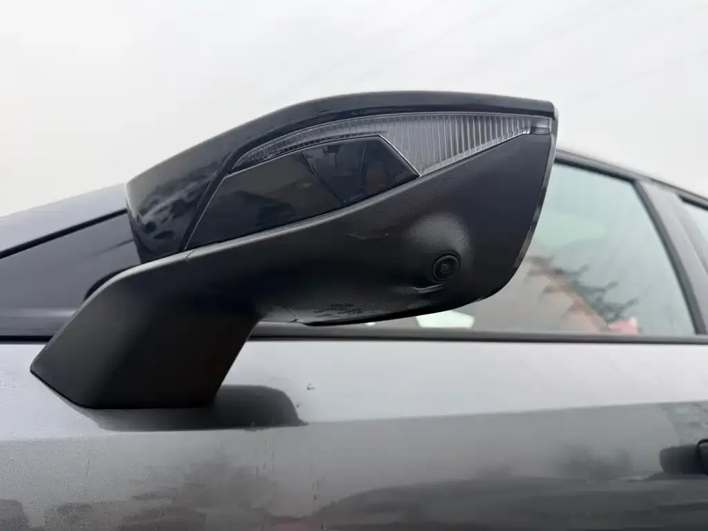 Changan UNI-V 2023 из CN, фото 2
