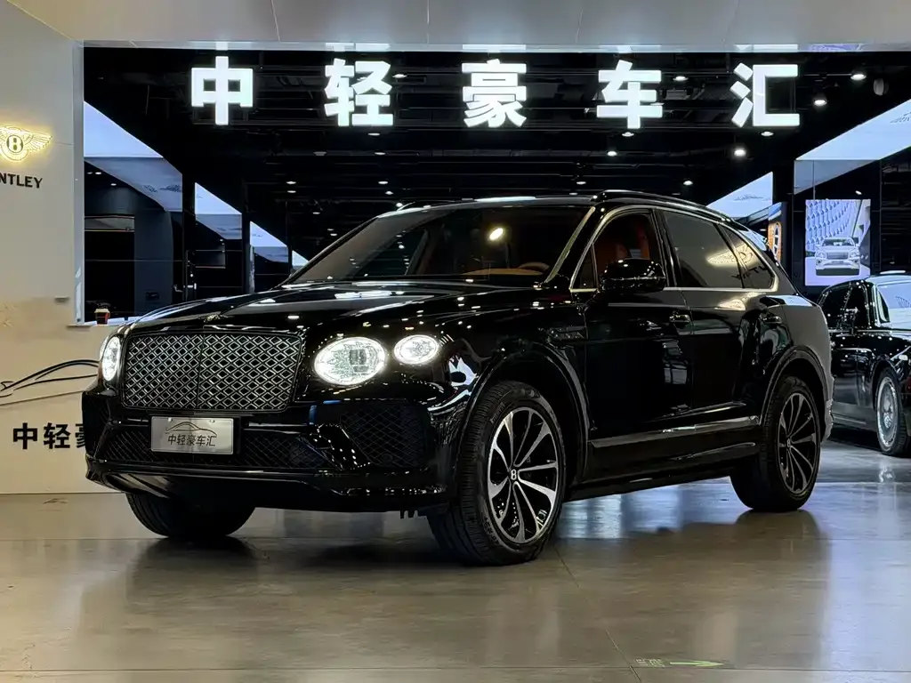Bentley Bentayga 2022 из CN, фото 1