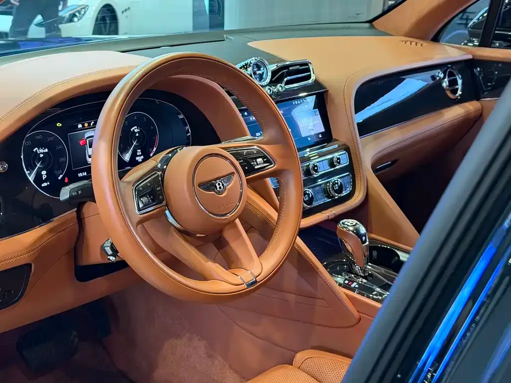 Bentley Bentayga 2022 из CN, фото 5