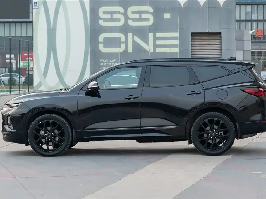 Chevrolet Blazer 2021 из CN, фото 2