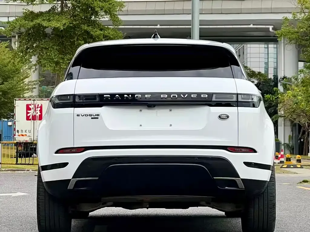 Land Rover Evoque PHEV 2023 из CN, фото 5