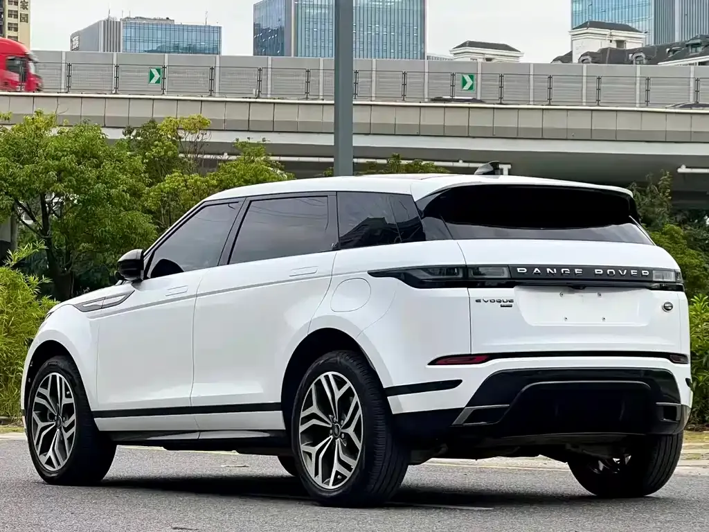 Land Rover Evoque PHEV 2023 из CN, фото 6
