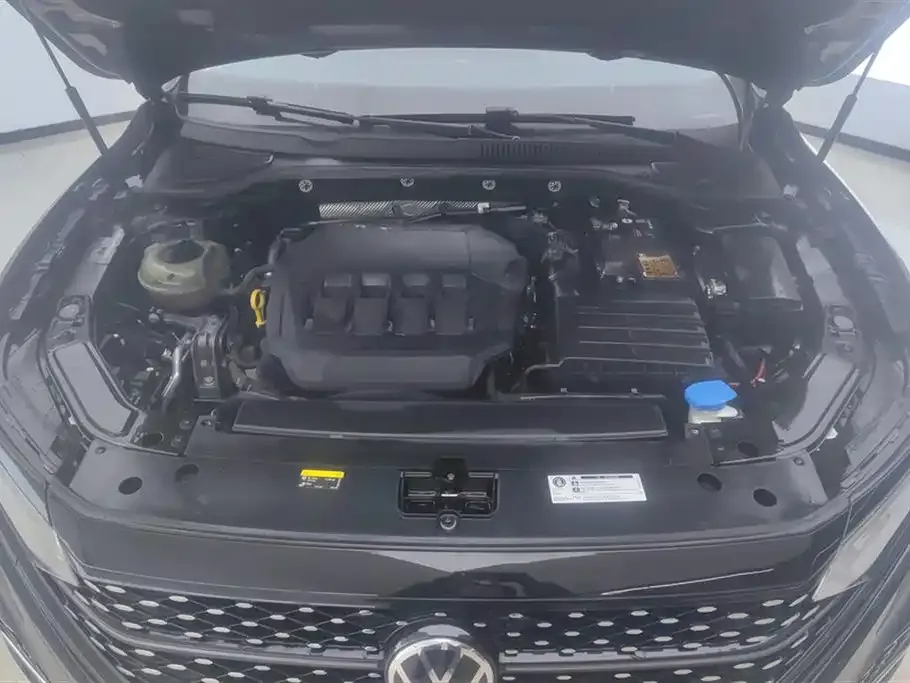 Volkswagen Passat — фото 10