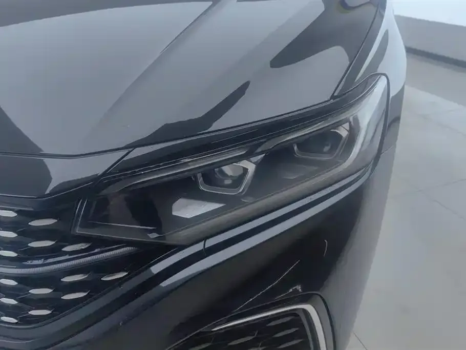 Volkswagen Passat — фото 3