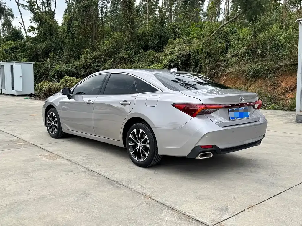 Toyota Avalon 2024 из CN, фото 8