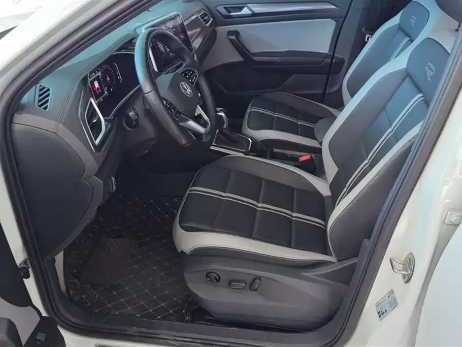 Volkswagen T-Roc 2024 из CN, фото 10