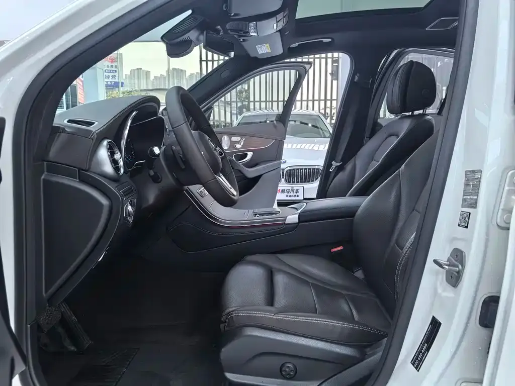 Mercedes-Benz GLC 2021 из CN, фото 9