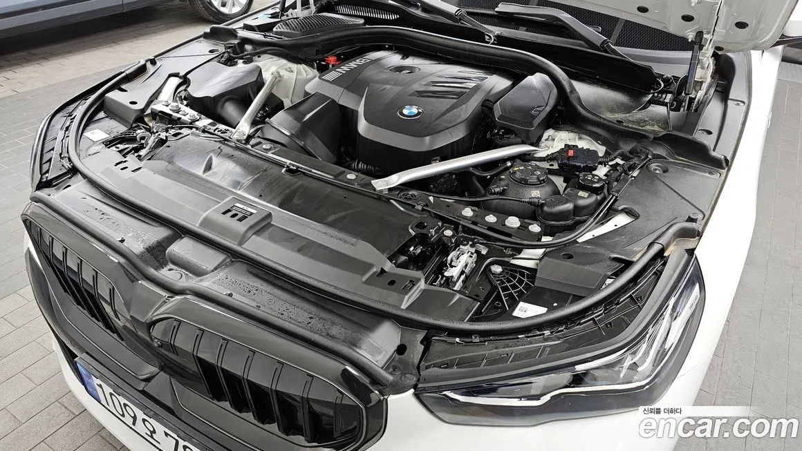 BMW 5-Series 2025 из KR, фото 9