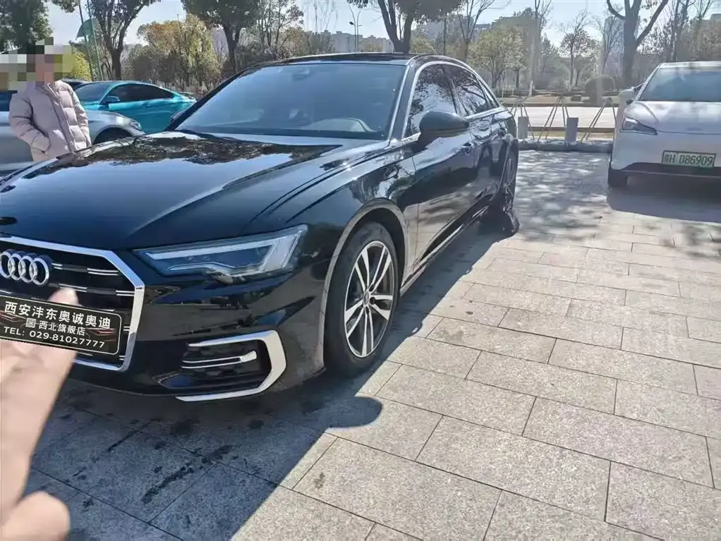 Audi A6L 2023 из CN, фото 4