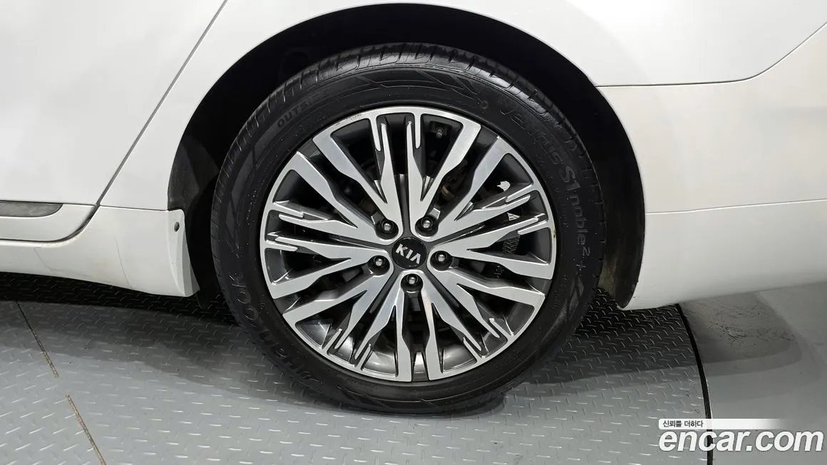 Kia K7 2021 из KR, фото 7