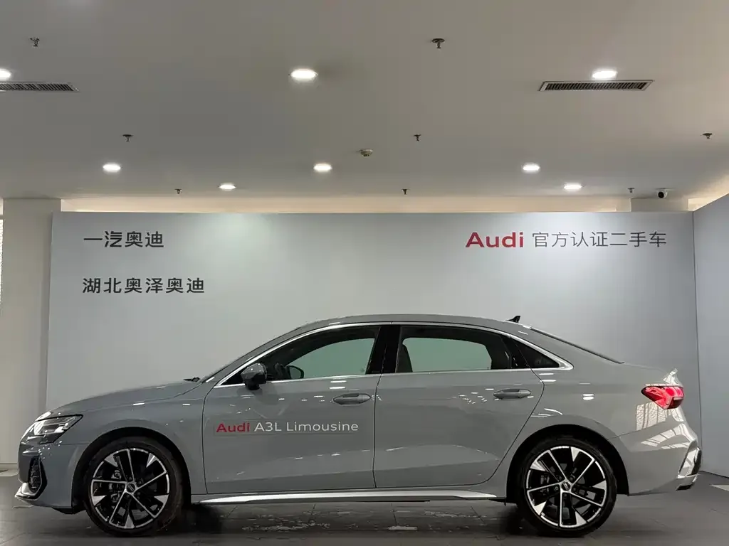 Audi A3 2024 из CN, фото 9