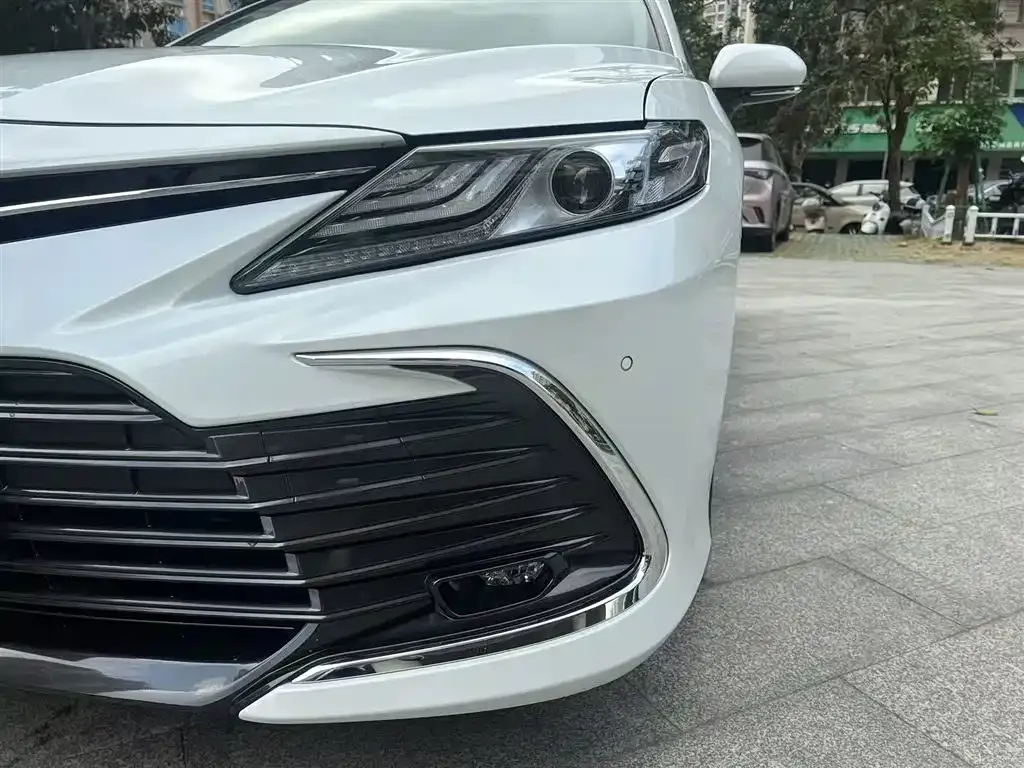 Toyota Camry 2023 из CN, фото 10