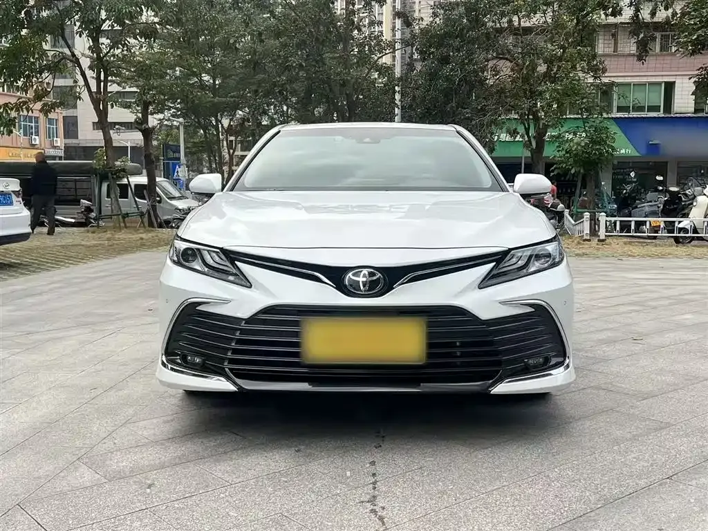 Toyota Camry 2023 из CN, фото 4
