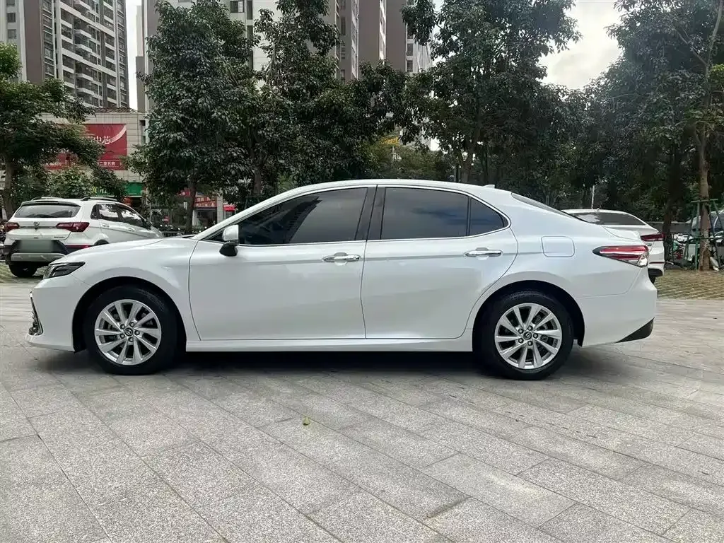 Toyota Camry 2023 из CN, фото 6