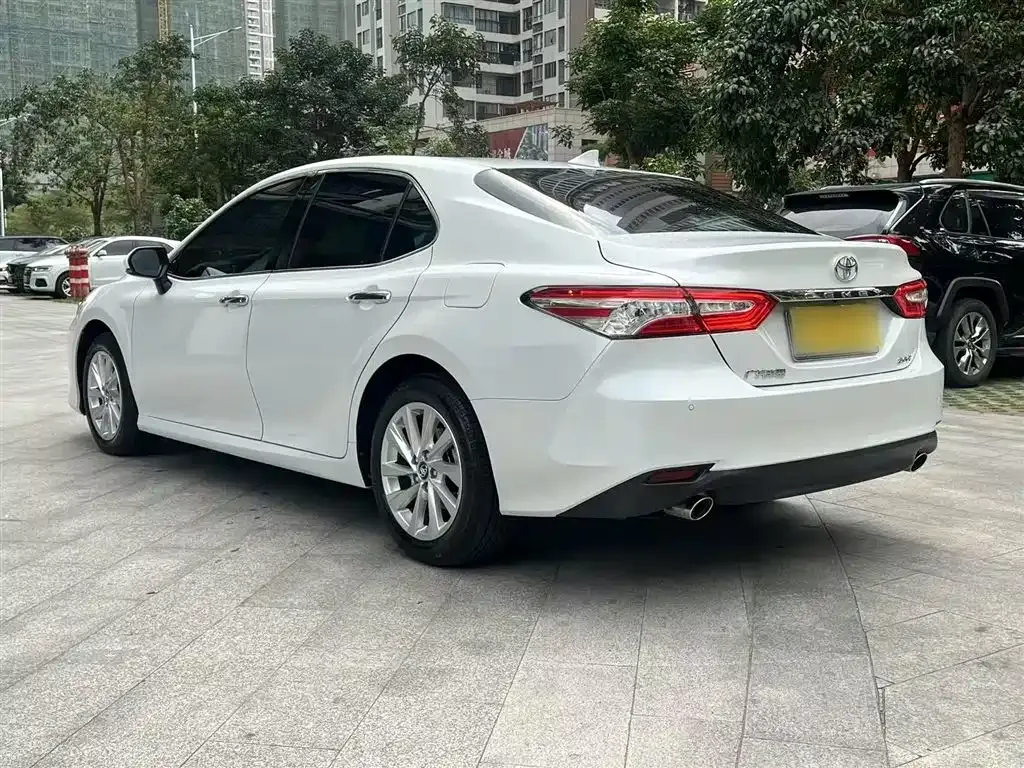 Toyota Camry 2023 из CN, фото 7