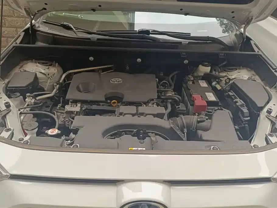 Toyota RAV4 2023 из CN, фото 10