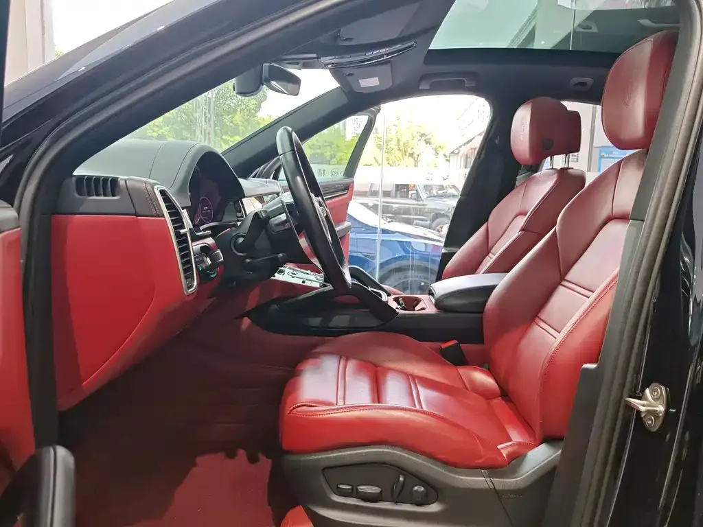 Porsche Cayenne 2021 из CN, фото 7